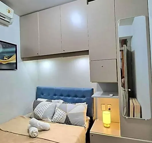 Hotel And Sea View Staycation At Coast Residences 5*