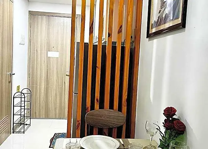 Hotel And Sea View Staycation At Coast Residences Manila