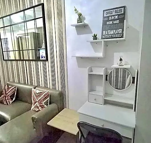 Hotel And Sea View Staycation At Coast Residences 5*